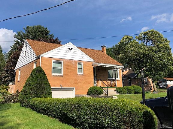 3rd image of 104 Wedgewood Dr