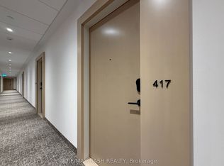 280 Dundas St NW #417, Toronto, ON M5T 0E3
