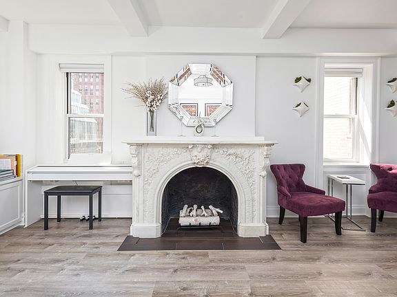 3rd image of 1 W 67th St #800