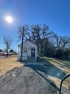 7612 S Highway 171 — Photo 2
