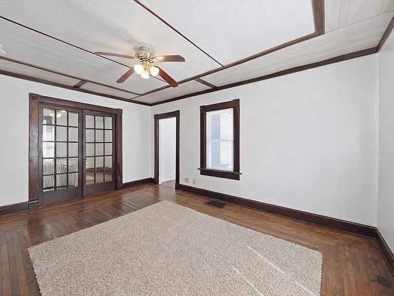 324 W Church St — Photo 12