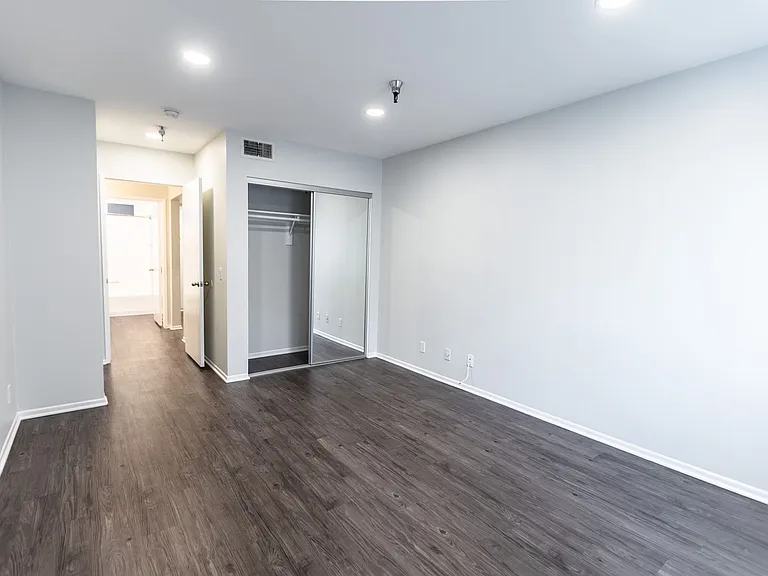 14056 Valleyheart Dr. — Photo 46