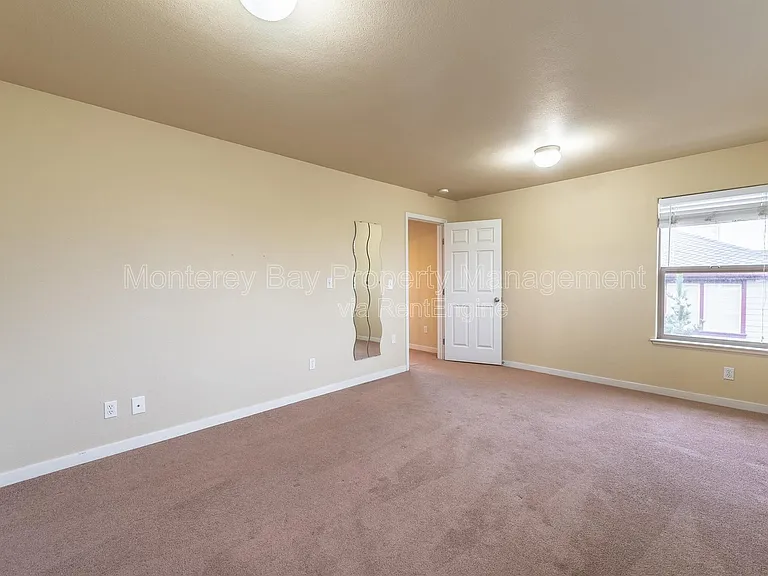 594 Lopez Ave — Photo 19