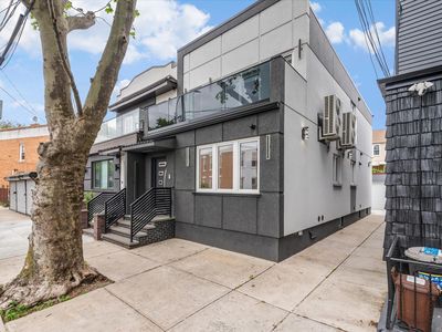 61-13 62nd Street, Middle Village, NY, 11379