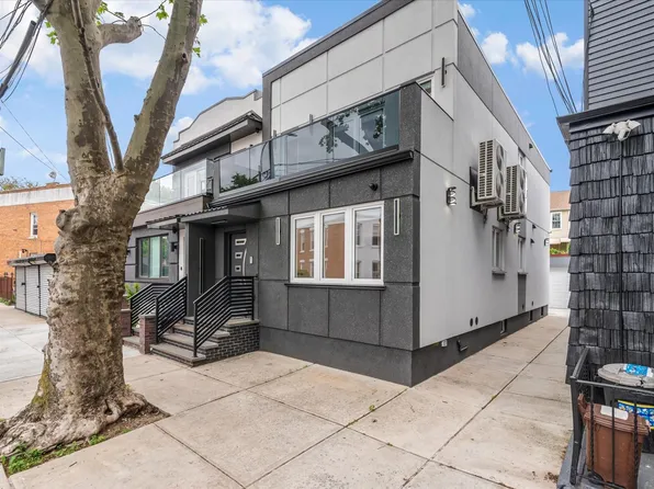 61-13 62nd Street, Middle Village, NY 11379