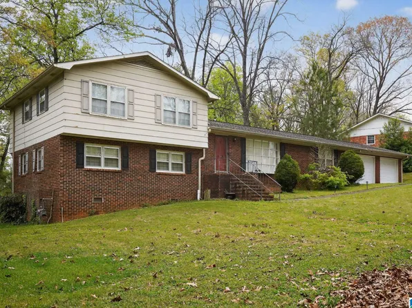 3629 Franklin Dr, Anniston, AL 36207