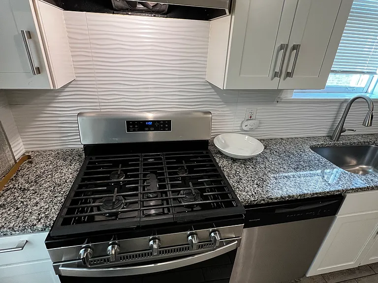 1907 Harvey Ave #1 — Photo 4