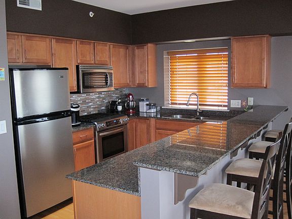 4th image of 405 Creekside Dr #606