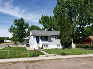 118 2nd St, Glendive, MT 59330