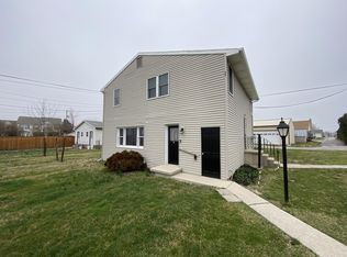 477 High St APT 3, Hanover, PA 17331