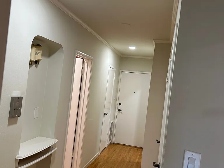 2433 Larkin St #1 — Photo 18
