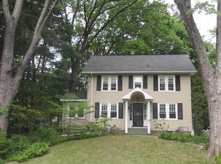 18 Hawthorne Ave, Delmar, NY 12054