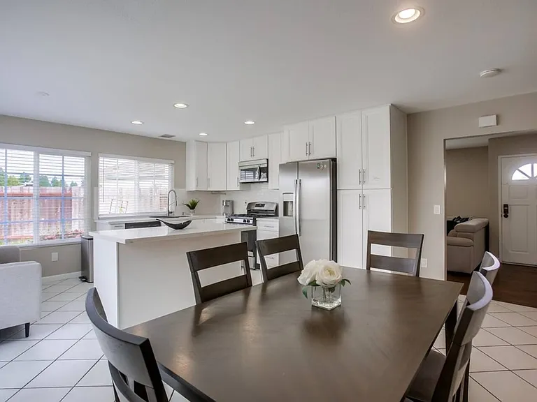 10584 Bandell Ct — Photo 16