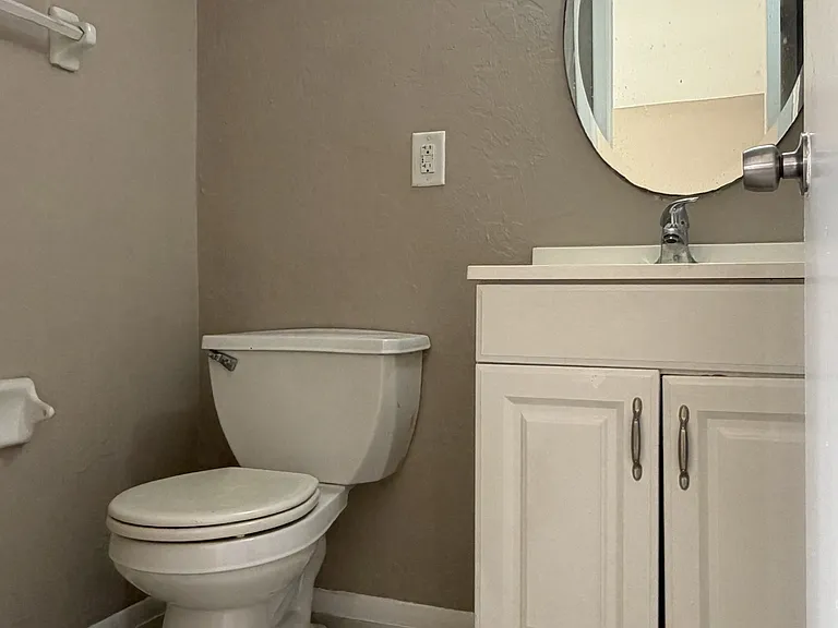 4214 Desoto Ave #42 — Photo 13