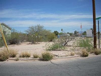 2nd image of 0 S 13th Ave