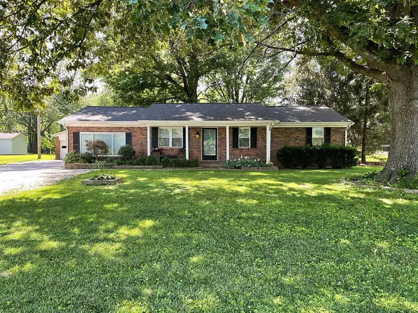 823 S Eickhoff Rd, Evansville, IN 47712