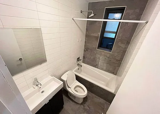 Rented by Skyhigh Realty NYC LLC | media 5