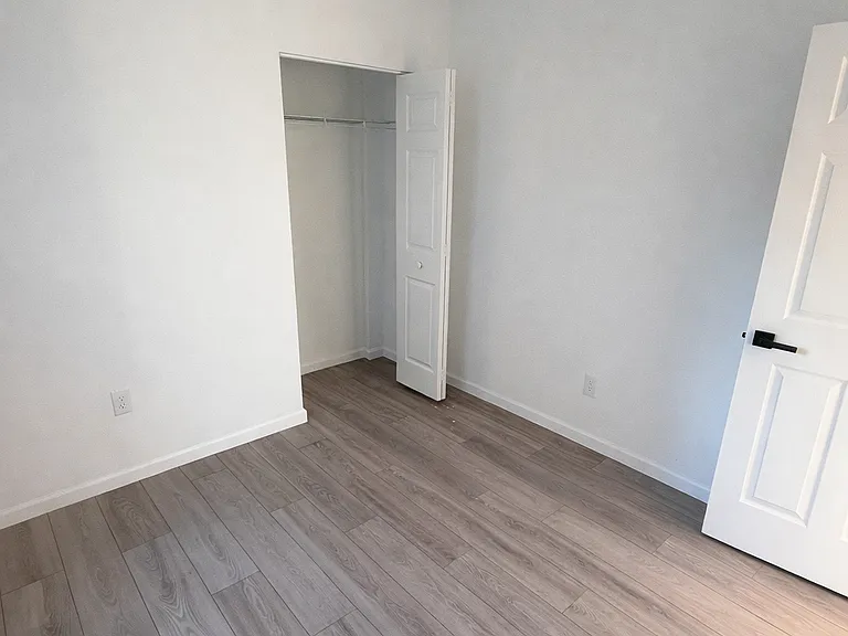 5439 Attaway St — Photo 17