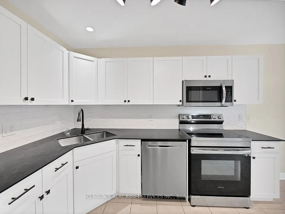 3 bed, $2,900 — Photo 4