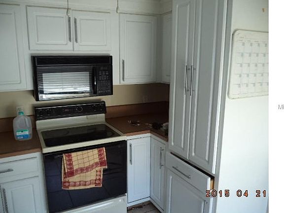 3rd image of 3258 Fox Lake Dr