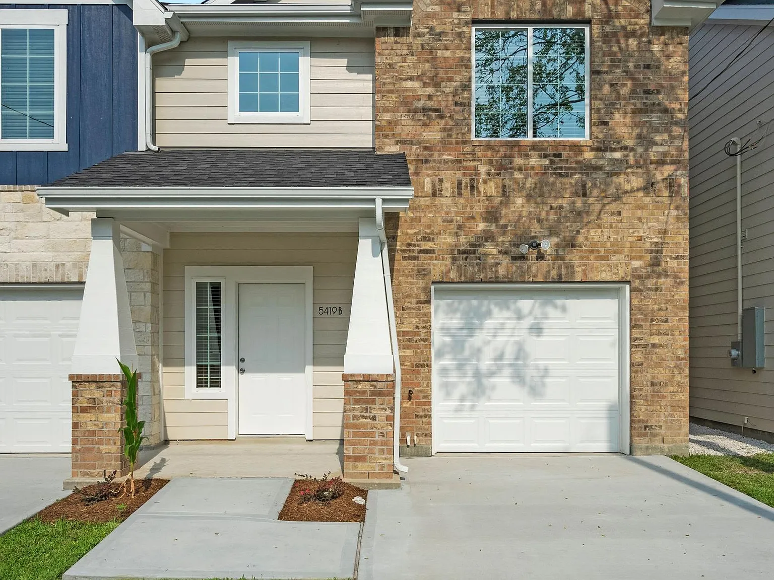 3 bed, 2.5 bath, 1365 sqft, $1,750 — Photo 1