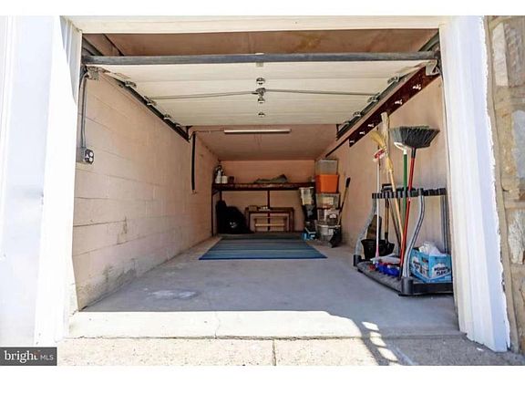 4th image of 1236 Stanwood St #1