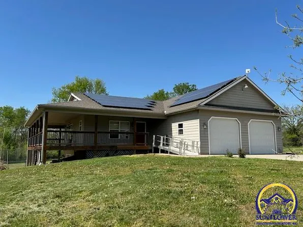 7006 SE 89th St, Berryton, KS 66409