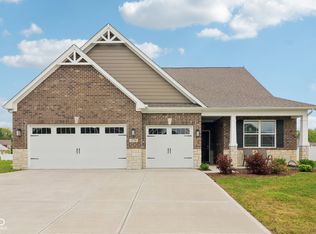 1270 Shaw Ln, Shelbyville, IN 46176