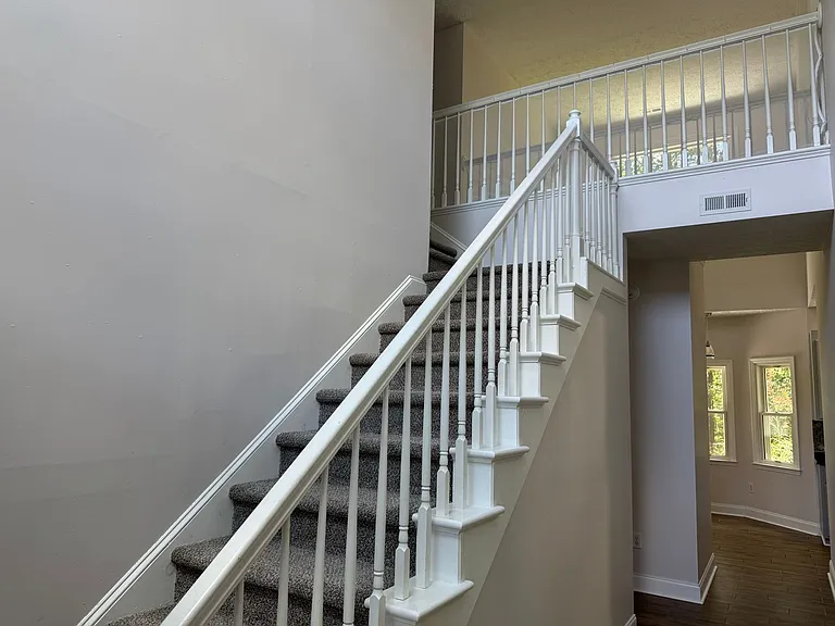 116 Realini Dr — Photo 17