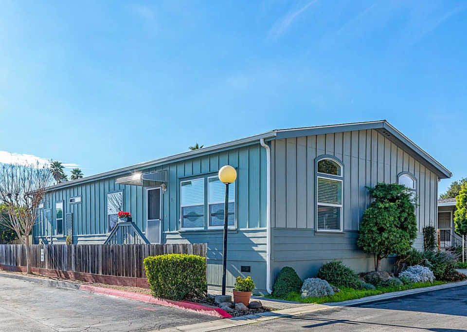 1st image of 4425 Clares St Spc 91