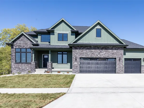 501 NE Madison Ave, Elkhart, IA 50073