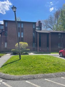 222 N East St APT 1, Amherst, MA, 01002