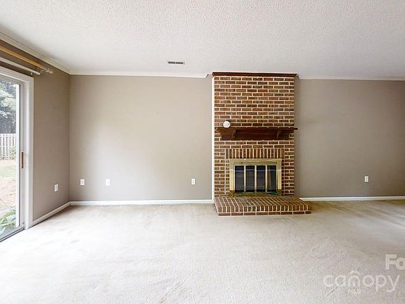 2nd image of 2507 Birnen Dr