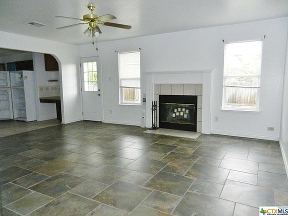 4th image of 1704 Saddle Dr