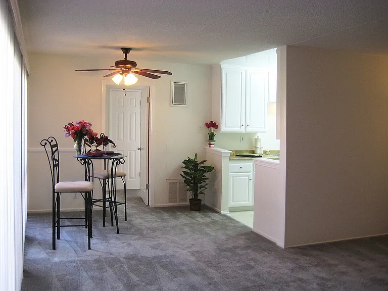 Park Montair Apartments — Photo 16