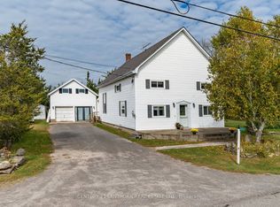 1868 County Road 14 Rd, Prince Edward County, ON K0K1A0