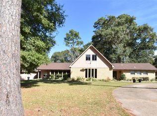 221 Jonathans Flight Path, Goodrich, TX 77335