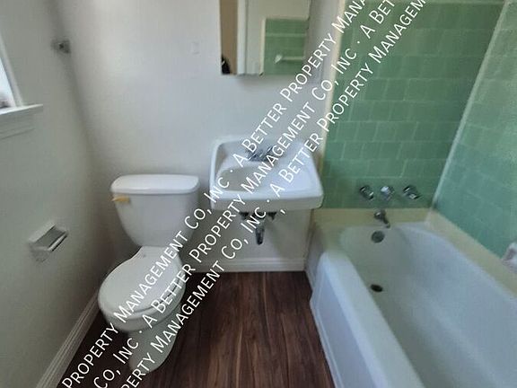 4th image of 424 W 17th St