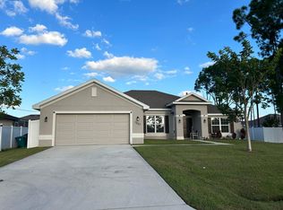 1207 SW Byron St, Port Saint Lucie, FL 34983