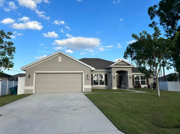 1207 SW Byron Street, Port St Lucie, FL 34983