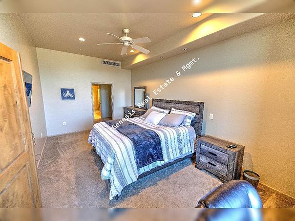 5th image of 446 N Campbell Ave Unit 1211