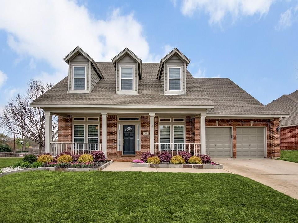1st image of 3012 Woodhaven Dr