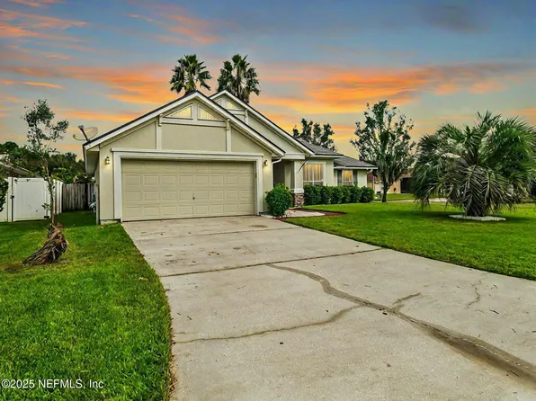 625 SUMMER BREEZE Drive N, Jacksonville, FL 32218