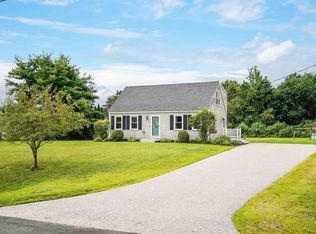 36 Holmgren Rd, Stratham, NH 03885