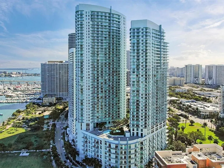 1900 N Bayshore Dr #3904 — Photo 1