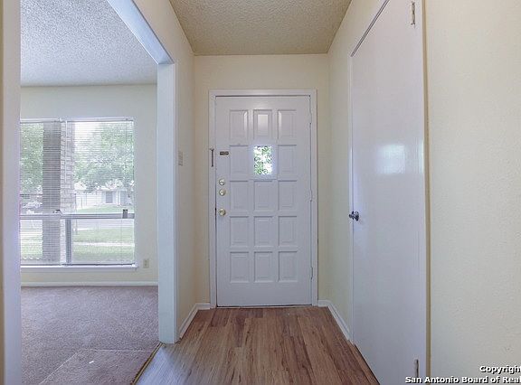 3rd image of 6826 Twin Lake Dr
