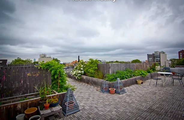 Rented by EXR | media 5