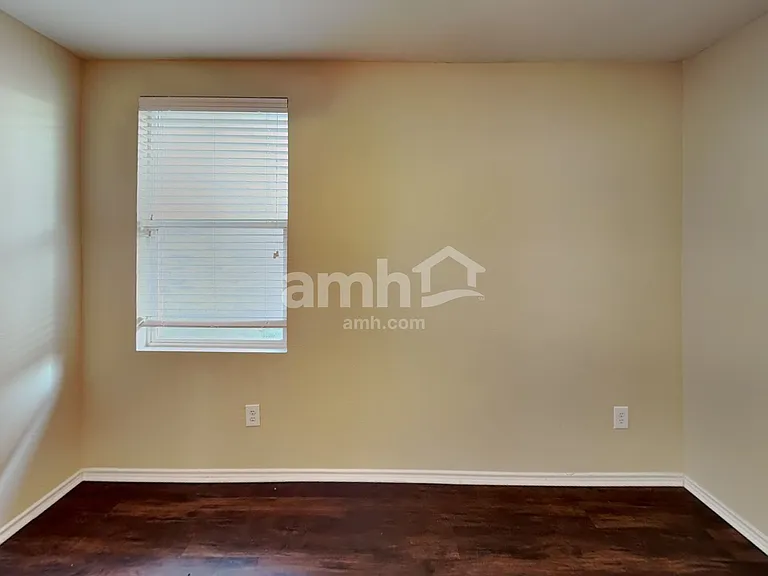 1021 Bumble Bee Dr — Photo 19
