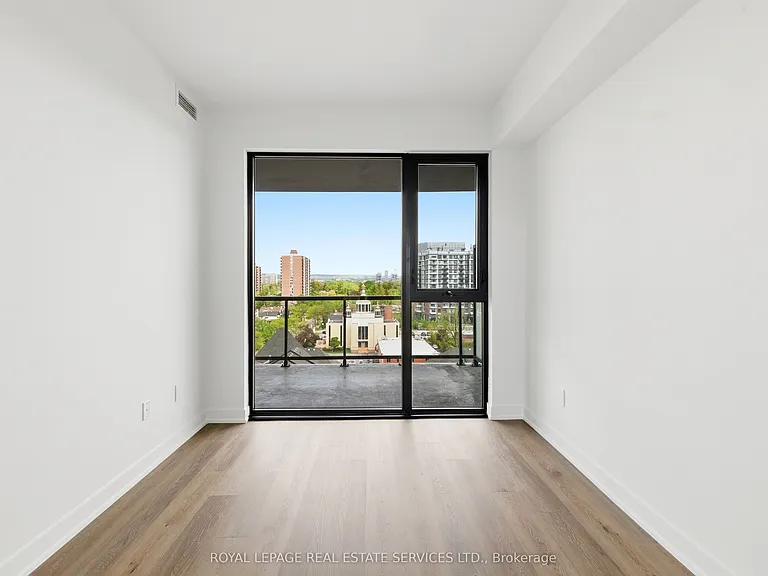 2075 Lakeshore Rd #711 — Photo 12