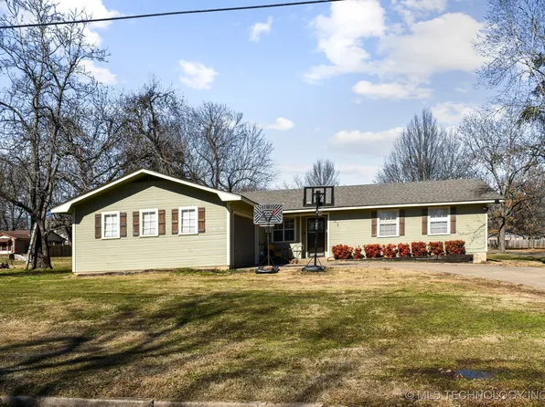 513 E Kirk St, Hugo, OK 74743